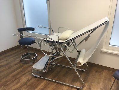 Dr. med. Andrea Wenderoth Haut- und Laserpraxis