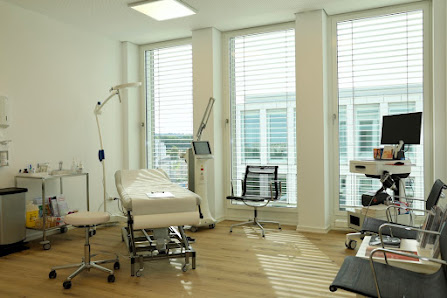 Ästhetik- und Laserzentrum Hautärztin Priv.-Doz. Dr. med. Stefanie Meyer