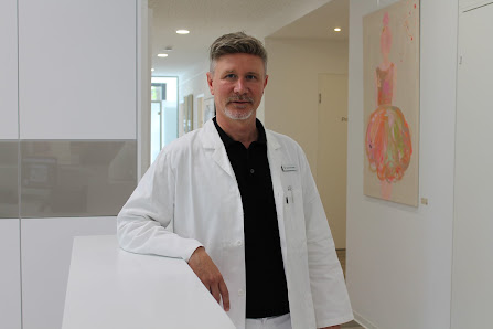 Dr. Marc Schmidseder - private Hautarztpraxis & Venenheilkunde | Ästhetische Medizin & Anti-Aging
