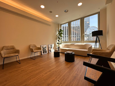 MAIN MEDIC • ALL MVZ | Hausarzt | Kardiologie | Gastroenterologie | Orthopädie | Dermatologie Frankfurt Westend